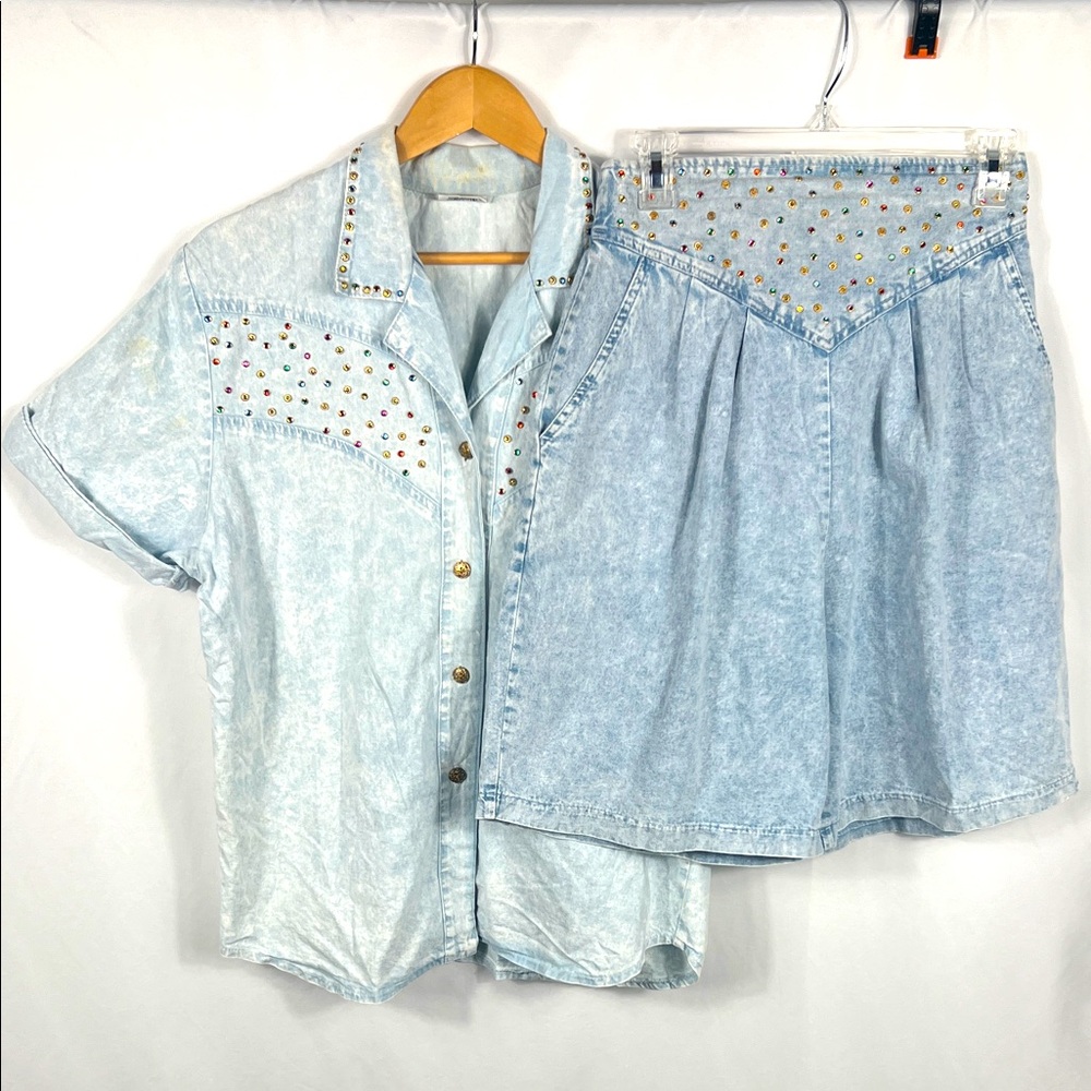 Vintage 90’s Rio Inc Women’s‎ Skort Set Blue Denim
Medium/large Read Description